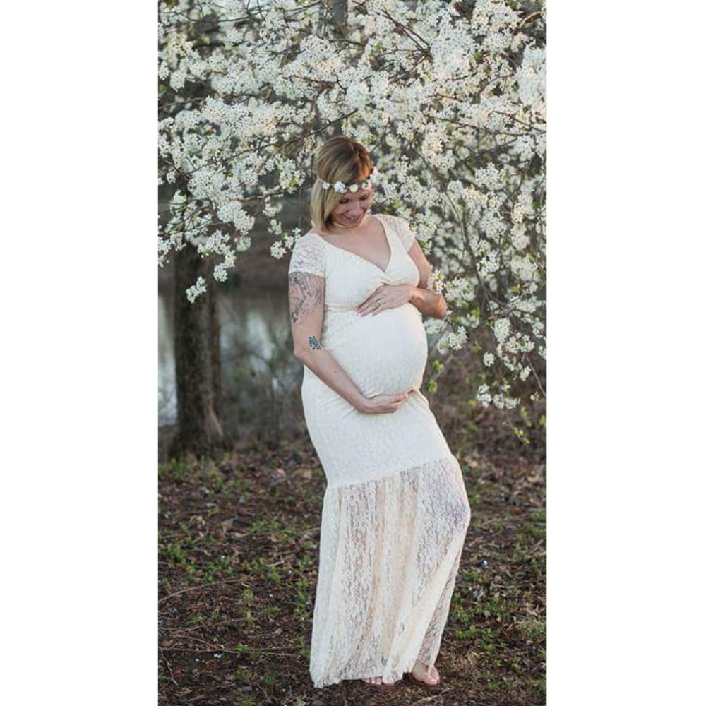 ⚠️HOST PICK⚠️ V-Neck Maternity Maxi Dress